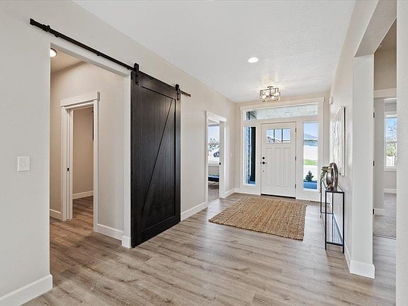 4th image of 12916 E San Juan Ln