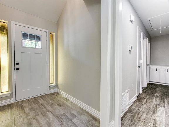 4th image of 113 Winding Creek Dr