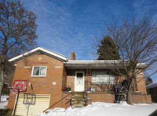 605 Duss Ave, Rochester, PA 15074