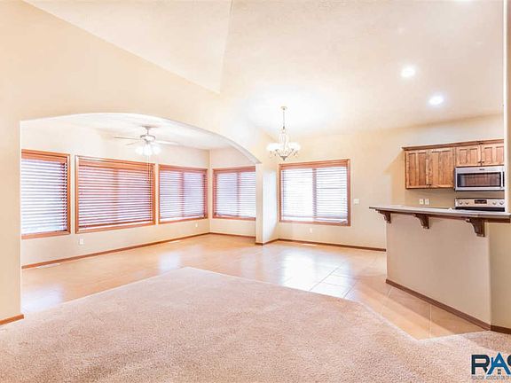 4th image of 5712 S Shadow Wood Pl