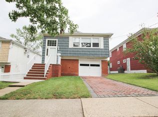 277 Ridgewood Ave, Staten Island, NY 10312