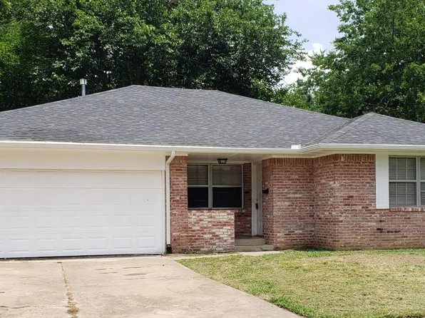 1525 Sunrise Cir, Norman, OK 73071