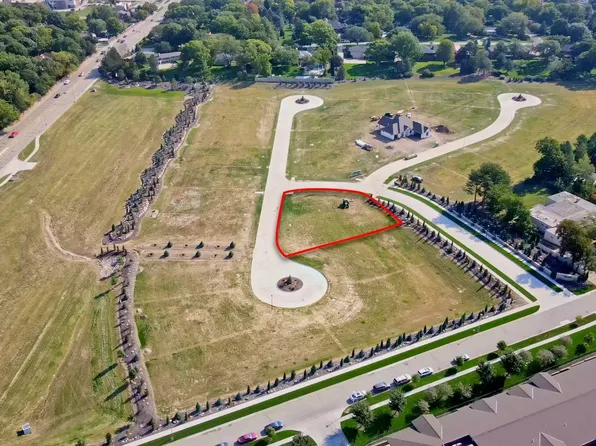 2235 Autumn Ct, Lincoln, NE 68512