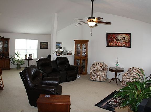 5th image of 5811 Ashby Dr