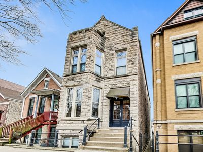 3320 S Lowe Ave, Chicago, IL, 60616