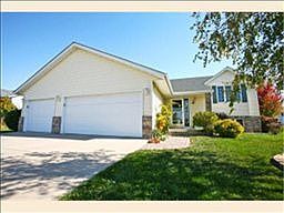 1st image of 765 Willowbrook Dr NE