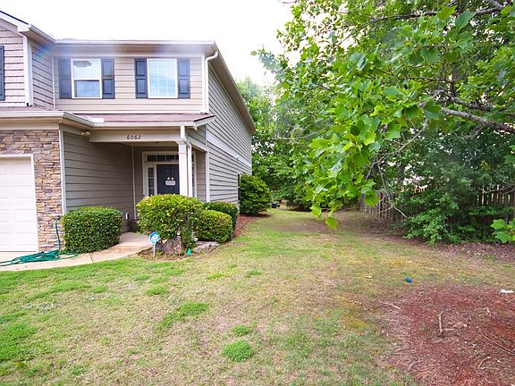 2nd image of 6062 Townes Way