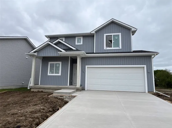 1835 Gordon Ct, Norwalk, IA 50211