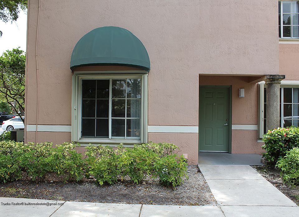 1st image of 12178 Saint Andrews Pl APT 111