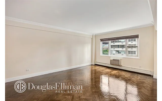 Rented by Douglas Elliman | media 16