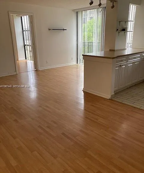 17021 N Bay Rd #624 — Photo 6