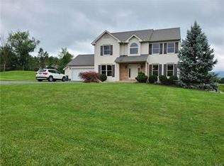 2960 E Walker Rd, Bath, PA 18014