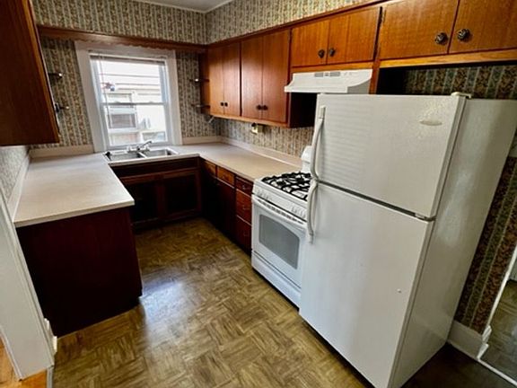 4th image of 215 S Monroe Ave #11513674