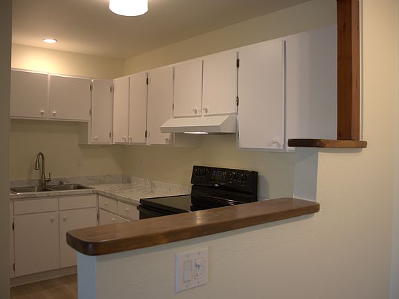 4th image of 155 Calle Ojo Feliz Unit L