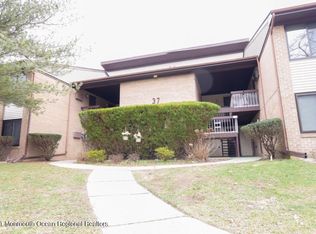 37 Amberly Dr UNIT H, Manalapan, NJ 07726