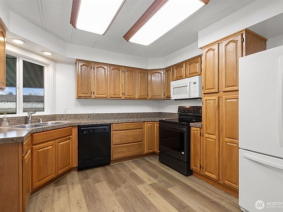 3rd image of 11436 SE 208th Street #7