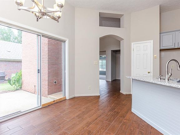 5th image of 2608 Royal Downing Ct