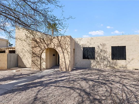 5th image of 4304 Devlin Green Ct