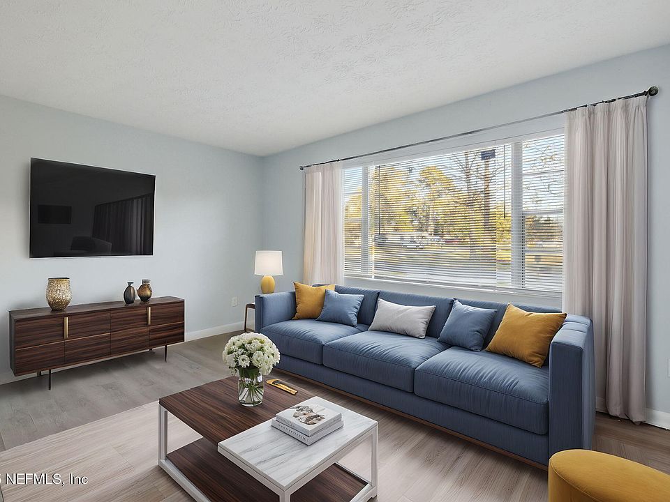 1st image of 1424 EOLA Court