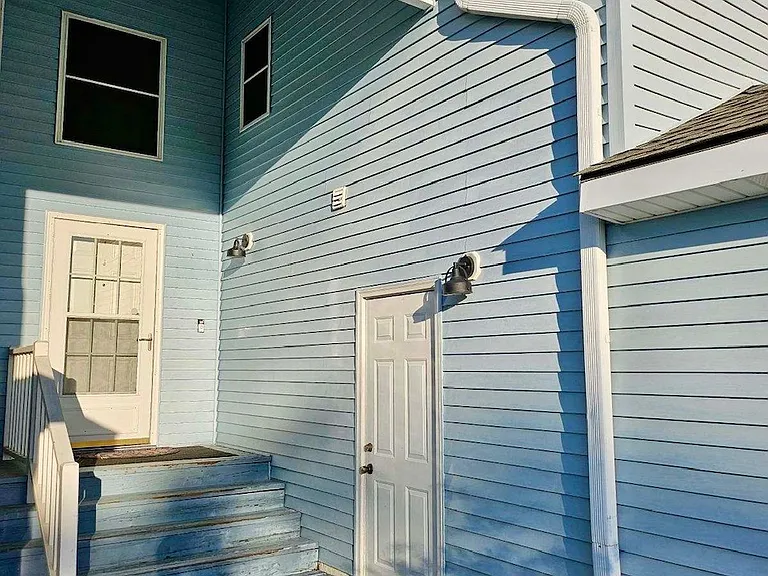 368 Marina Dr — Photo 6