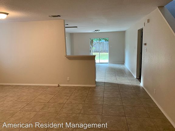 5th image of 10118 Cedarcliff