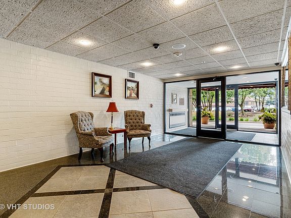2nd image of 1800 Huntington Blvd APT 205