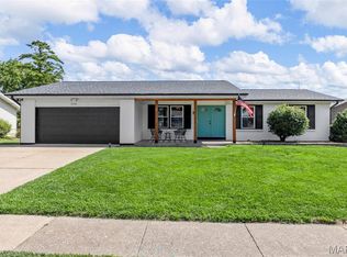 3116 Essex Dr, Saint Charles, MO 63301