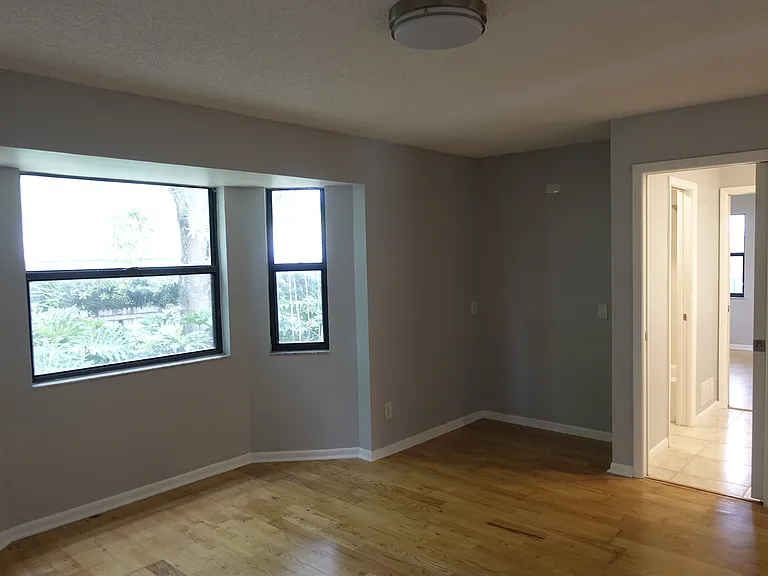 2939 Chancery Ln — Photo 40