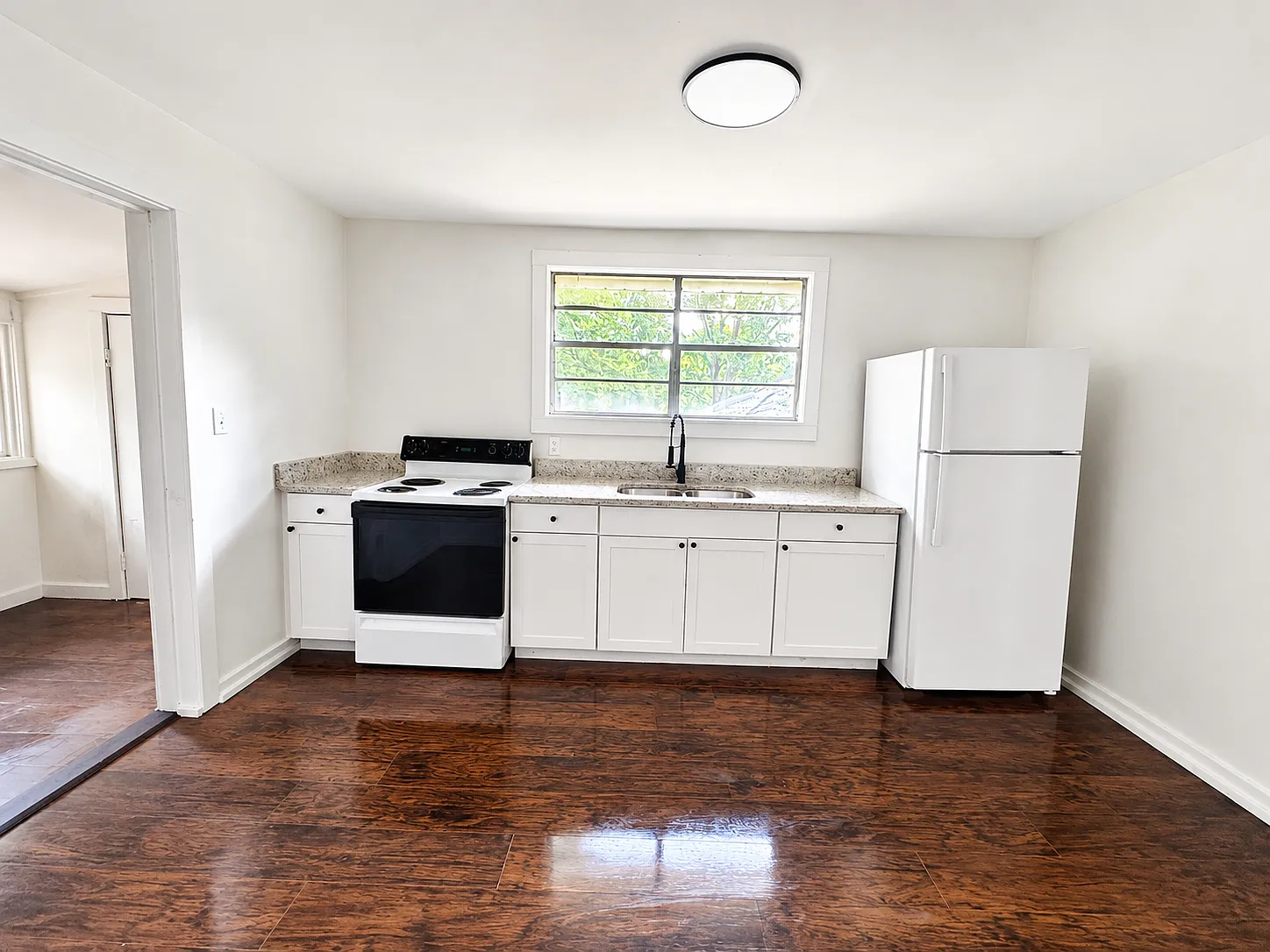 4 bed, 1667 sqft, $1,450 — Photo 3