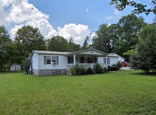 177 C V Hale Ln, Crossville, TN 38572