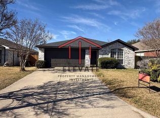 8175 Waterside Trl, Fort Worth, TX 76137