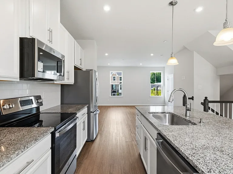 233 Chesna Dr — Photo 16
