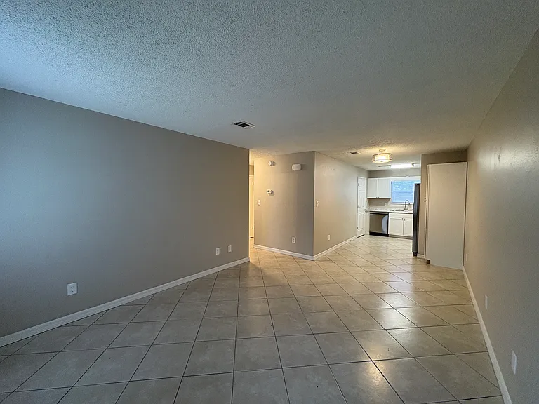 3354 La Leyenda Ct — Photo 3