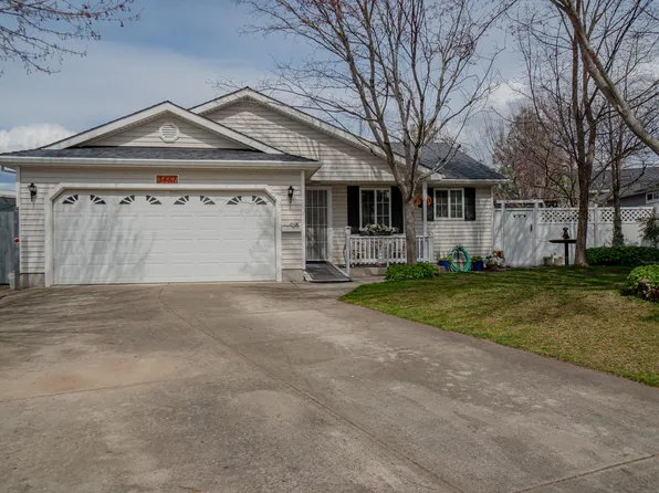 3451 Antelope Ct, White City, OR 97503