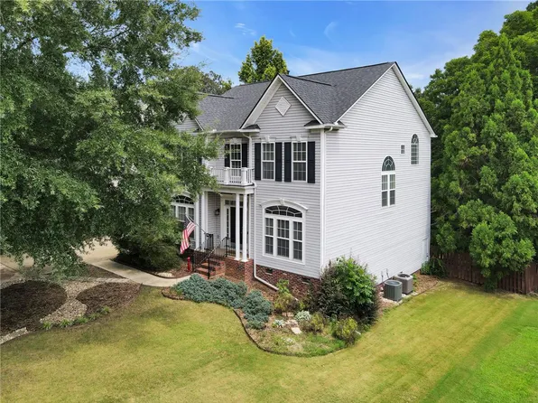 109 Guilford Dr, Easley, SC 29642