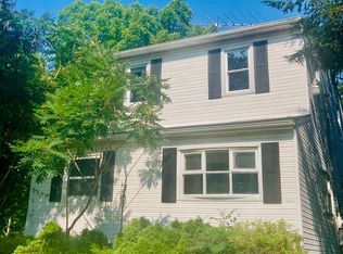 398 N Chillicothe Rd, Aurora, OH 44202