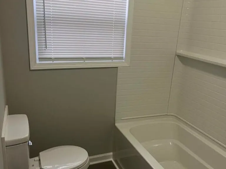 180 Gray Station Rd — Photo 4
