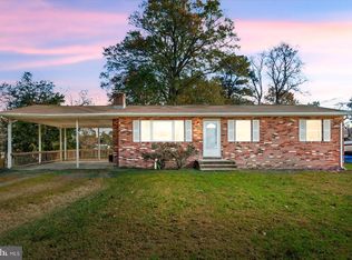 240 Wister Rd, Colonial Beach, VA 22443