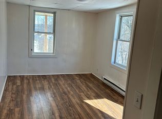 314 2nd St #2, Bovey, MN 55709