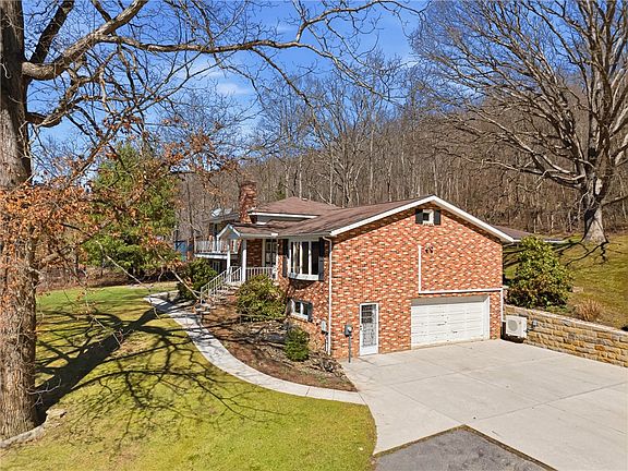 5th image of 248 Boyd Dr