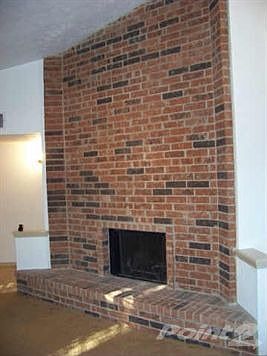 4th image of 4220 Karnes Dr