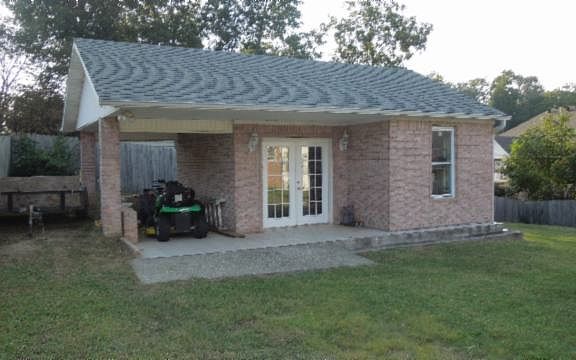 4th image of 111 Benwood Pl