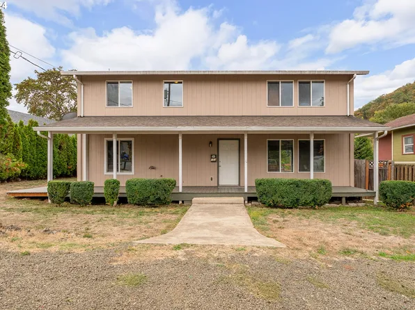153 SE Templin Ave, Roseburg, OR 97470