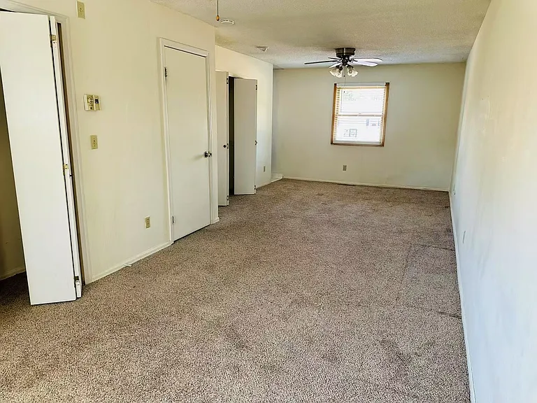 4625 N Enchanted Cir — Photo 33