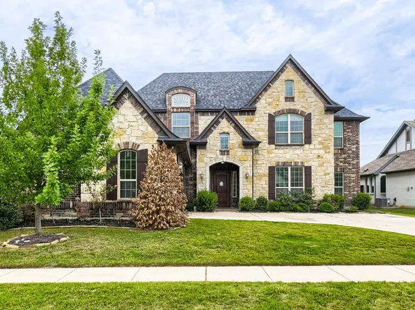 138 Fairweather Dr, Burleson, TX 76028