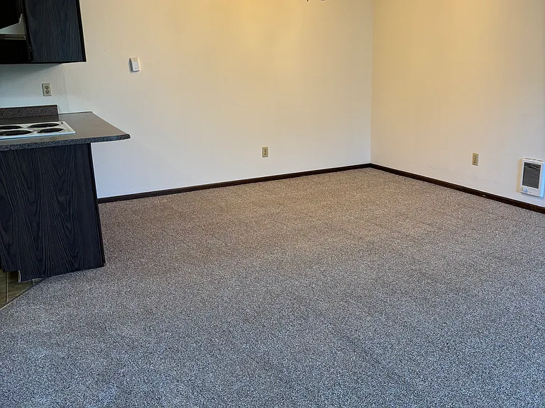 NE 100th LLC — Photo 4