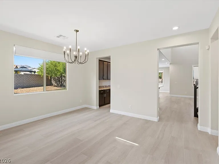 12210 Monument Hill Ave — Photo 3
