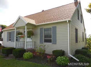 8122 Cider St, Oriskany, NY 13424