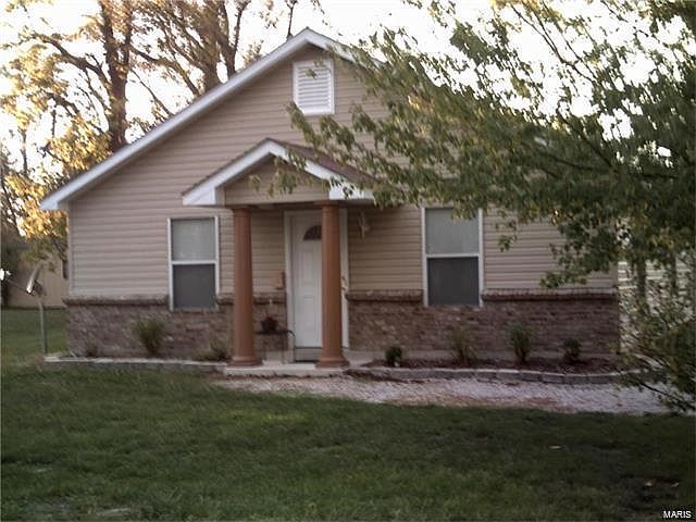 1st image of 309 Clay St