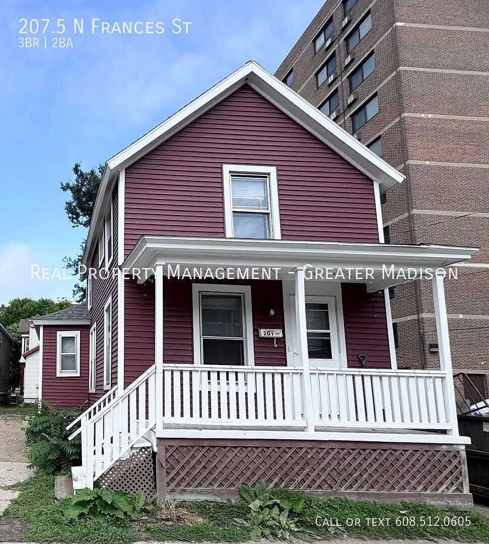 Spacious 3-Bedroom Home in the Heart of Downtown Madison! — Photo 1